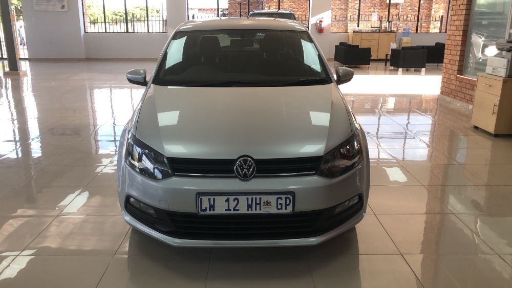 2024 POLO VIVO 1.6 COMFORTLINE TIP (5DR)