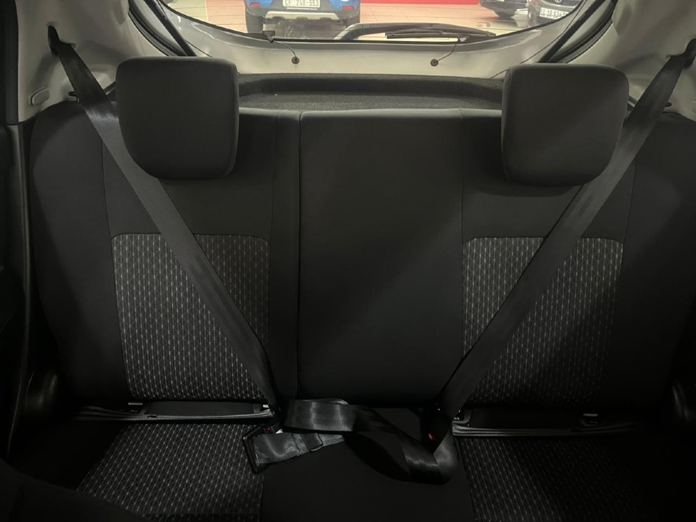 2023 VITZ 1.0 XR AMT