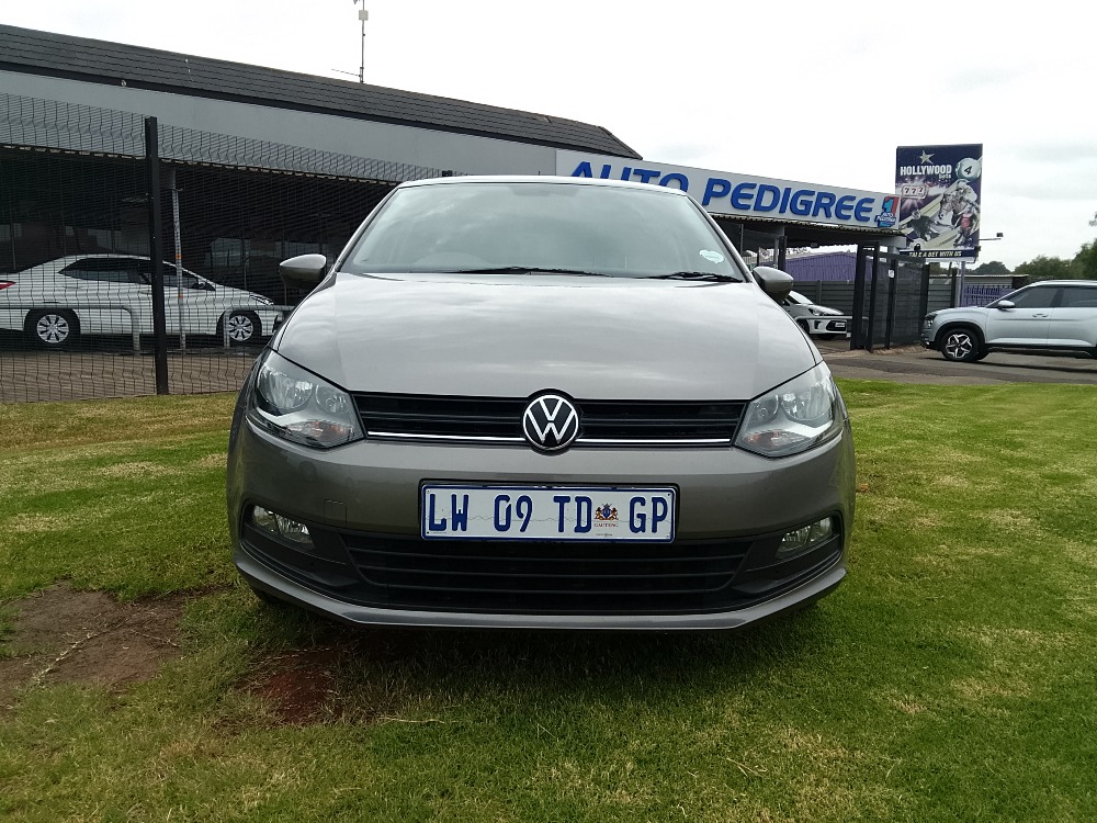 2024 POLO VIVO 1.6 COMFORTLINE TIP (5DR)