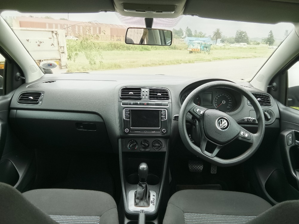 2024 POLO VIVO 1.6 COMFORTLINE TIP (5DR)