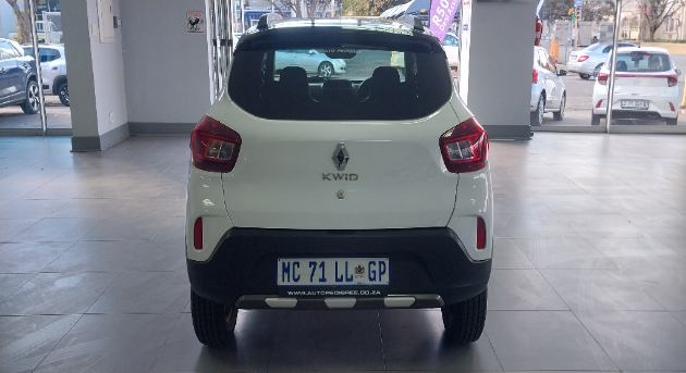 2025 KWID 1.0 CLIMBER 5DR