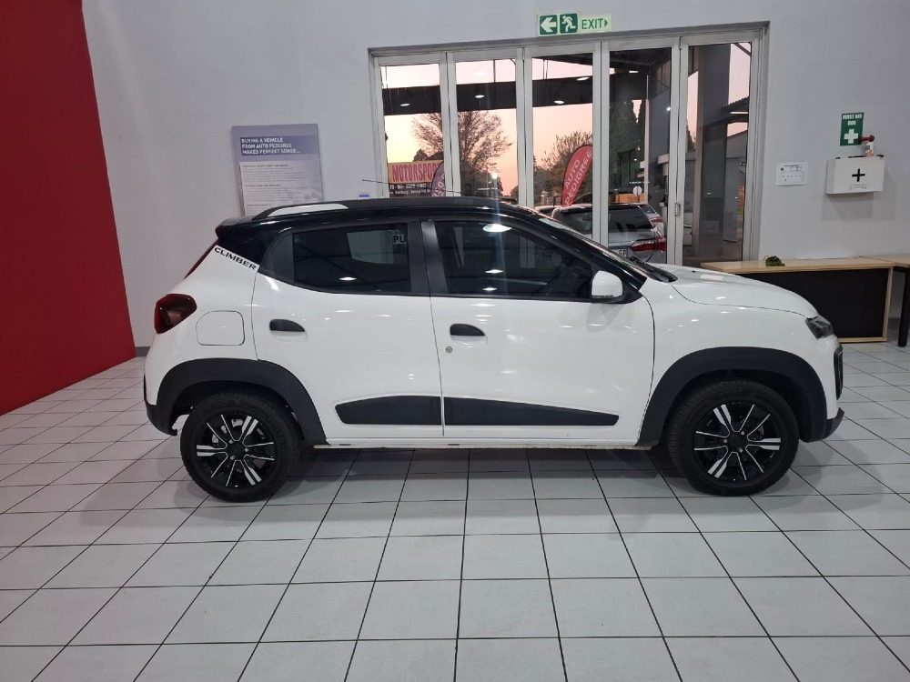 2025 KWID 1.0 CLIMBER 5DR