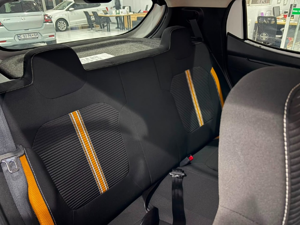 2025 KWID 1.0 CLIMBER 5DR