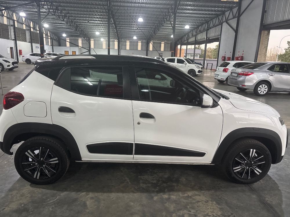2025 KWID 1.0 CLIMBER 5DR