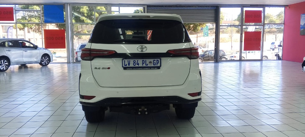 2024 FORTUNER 2.4GD-6 R/B A/T