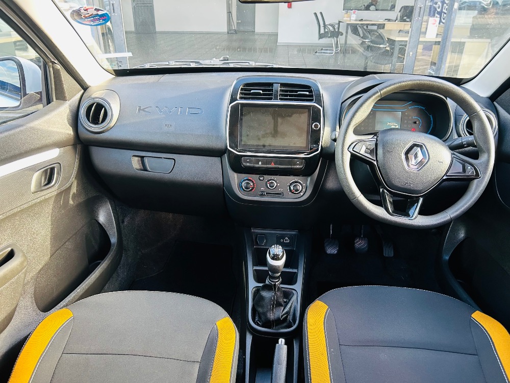 2025 KWID 1.0 CLIMBER 5DR
