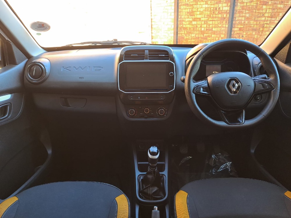 2025 KWID 1.0 CLIMBER 5DR