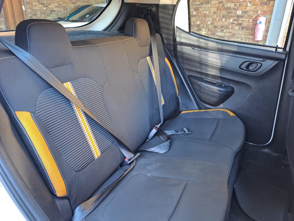 2025 KWID 1.0 CLIMBER 5DR