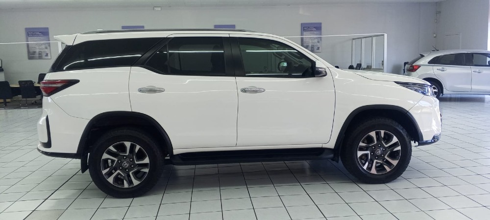 2024 FORTUNER 2.4GD-6 R/B A/T