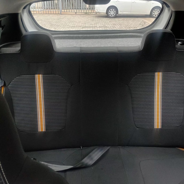 2025 KWID 1.0 CLIMBER 5DR