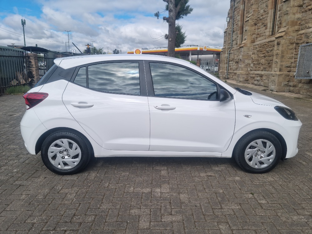 2024 GRAND i10 1.0 MOTION/PREMIUM