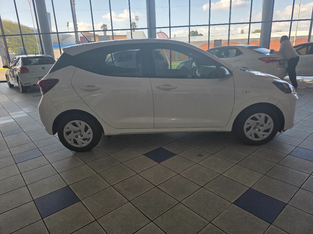 2024 GRAND i10 1.0 MOTION/PREMIUM