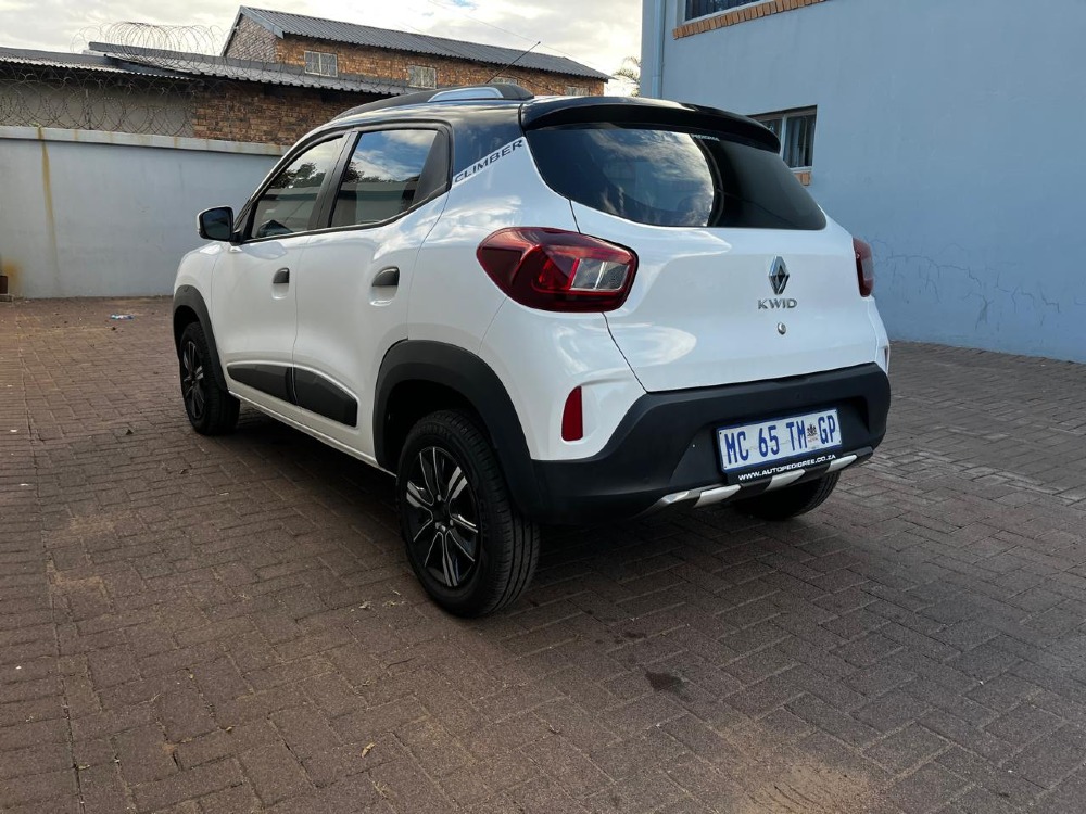 2025 KWID 1.0 CLIMBER 5DR
