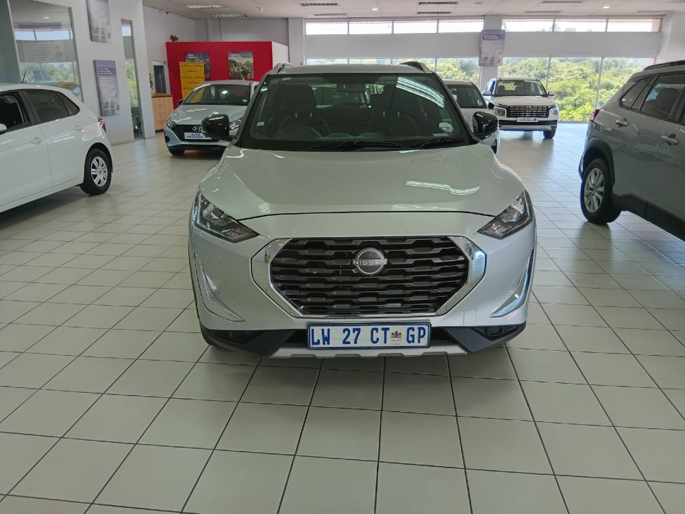 2024 MAGNITE 1.0T VISIA