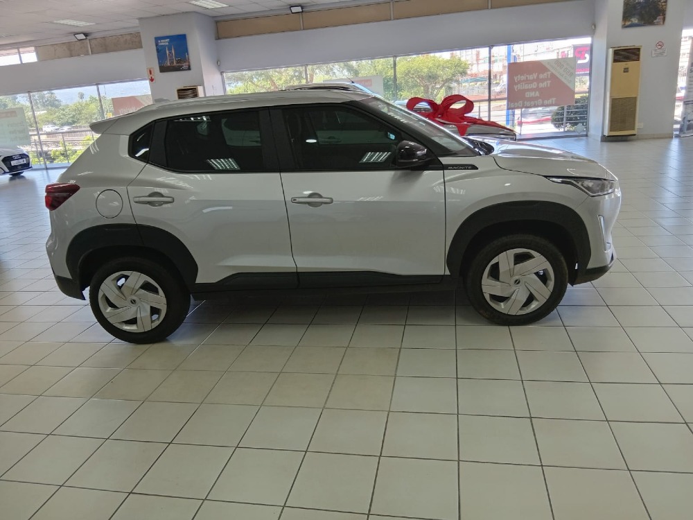 2024 MAGNITE 1.0T VISIA