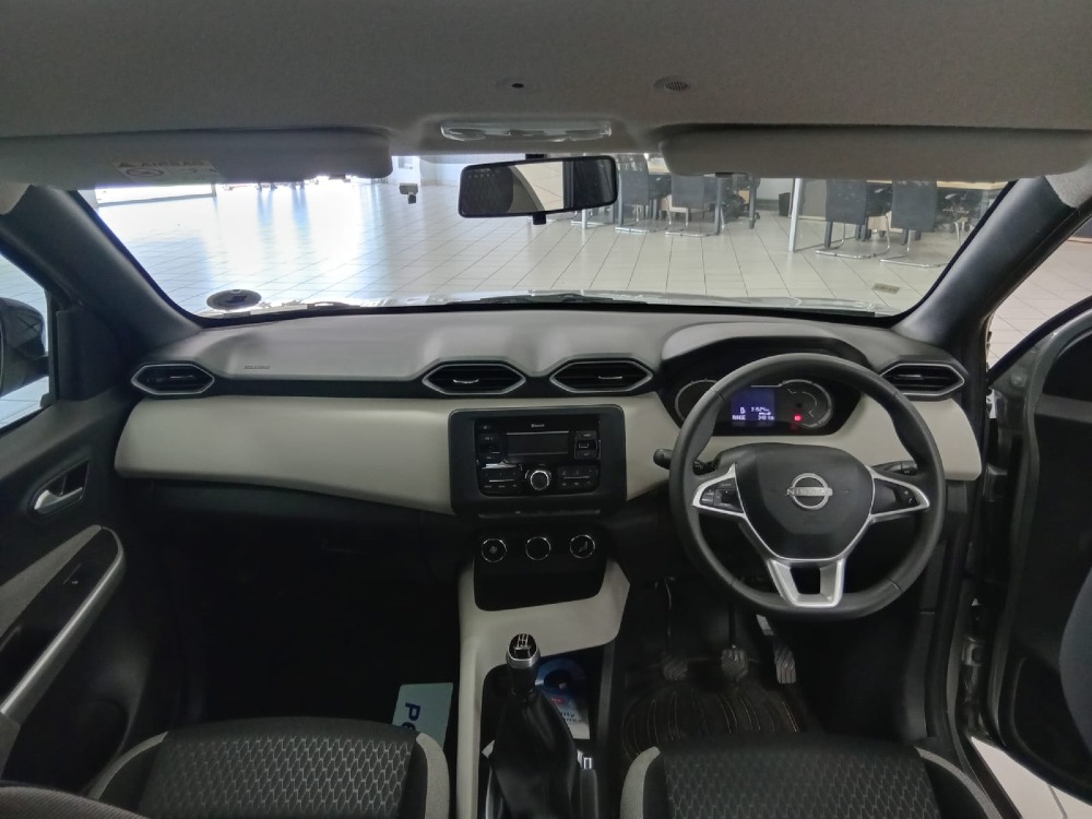 2024 MAGNITE 1.0T VISIA