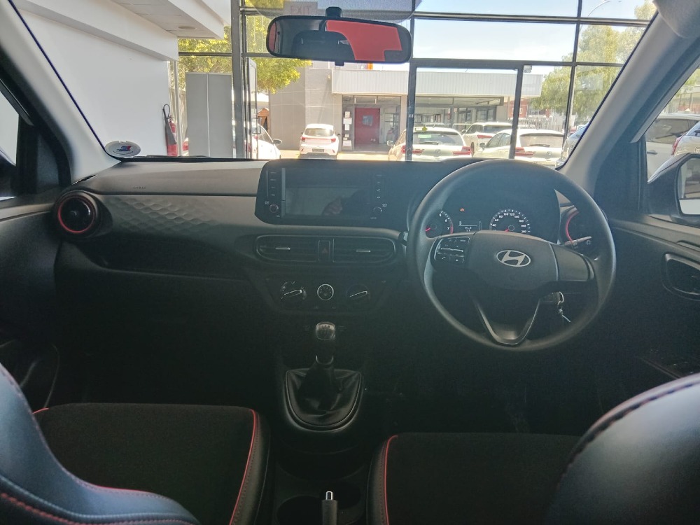 2024 GRAND i10 1.0 MOTION/PREMIUM