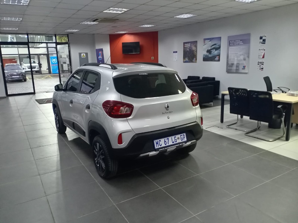 2025 KWID 1.0 CLIMBER 5DR