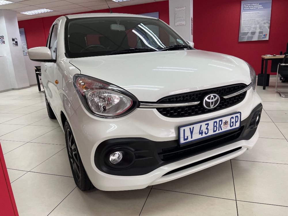 2024 Toyota Vitz