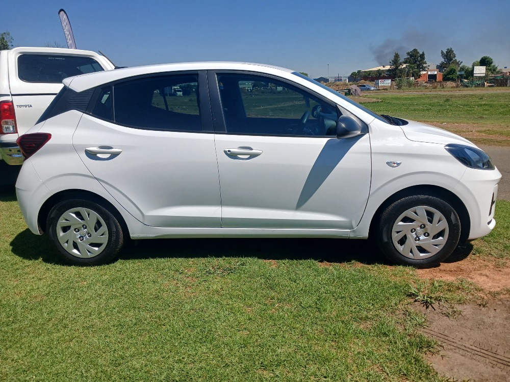 2024 GRAND i10 1.0 MOTION/PREMIUM