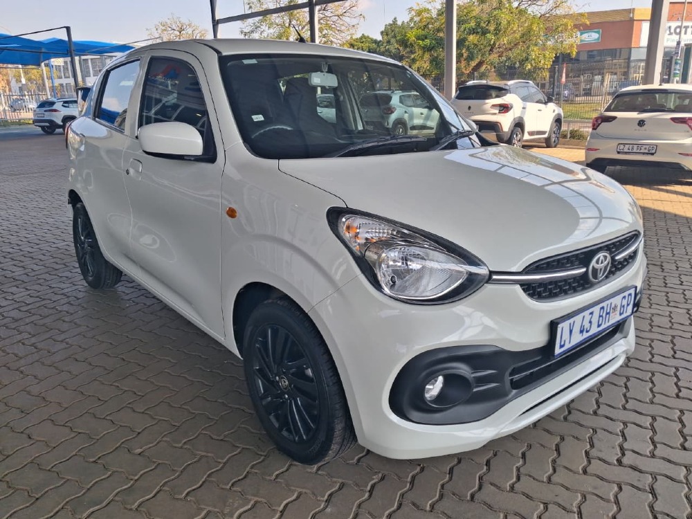 2024 Toyota Vitz