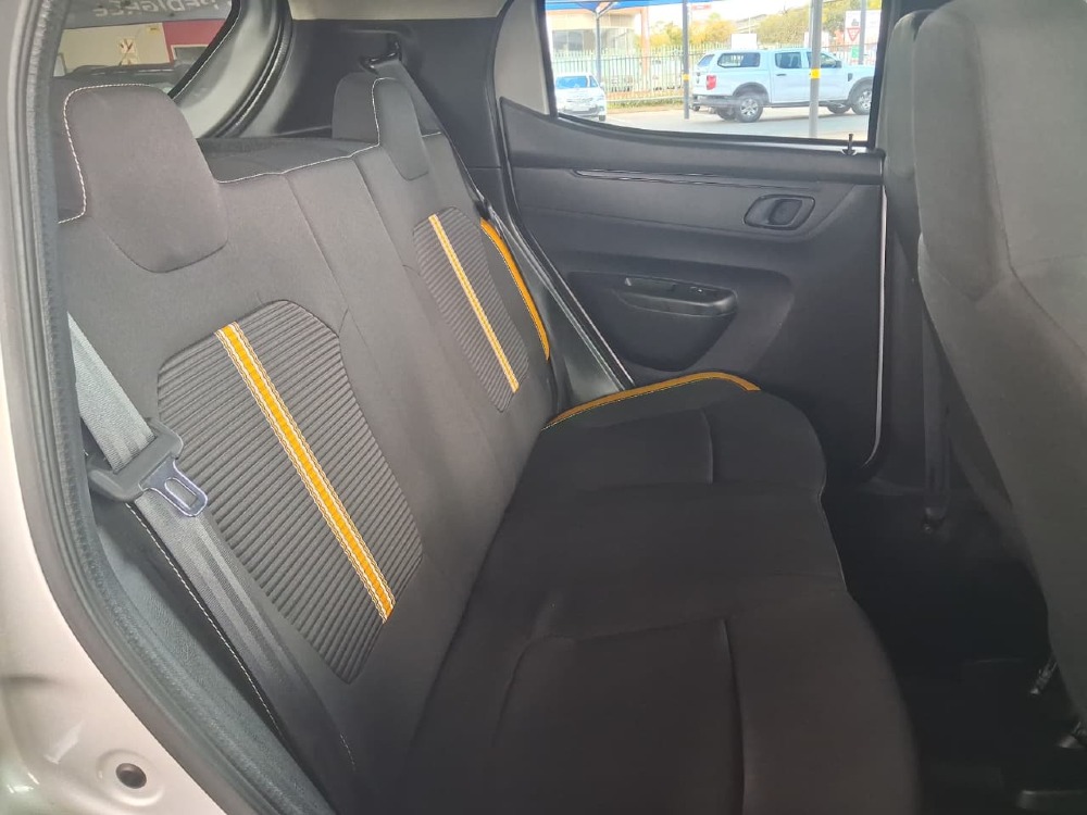 2024 KWID 1.0 CLIMBER 5DR