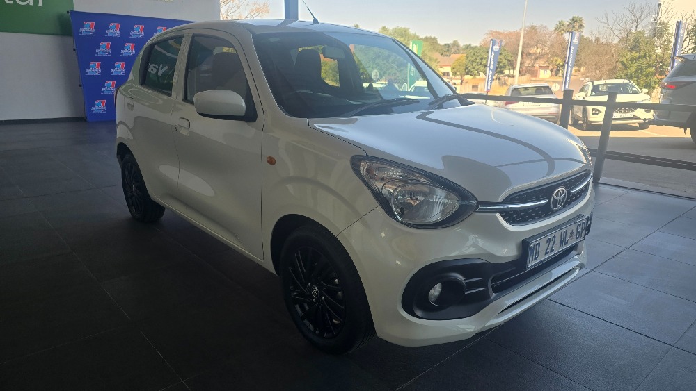 2025 VITZ 1.0 XR