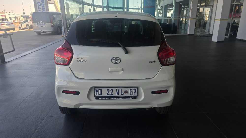 2025 VITZ 1.0 XR