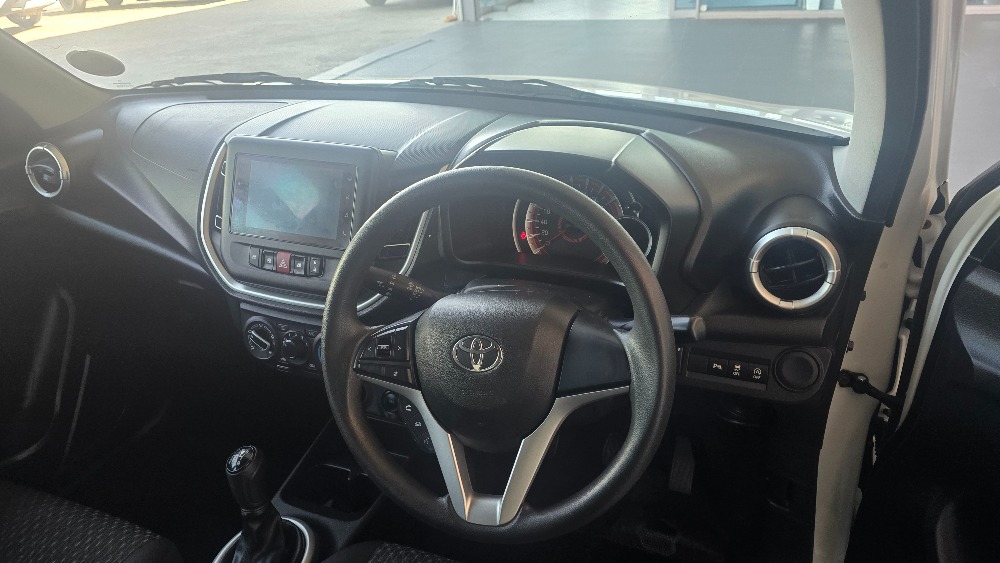 2025 VITZ 1.0 XR