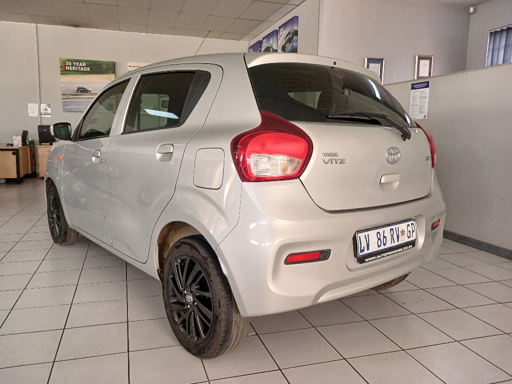 2024 VITZ 1.0 XR