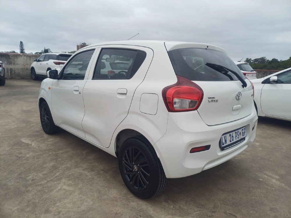 2024 VITZ 1.0 XR