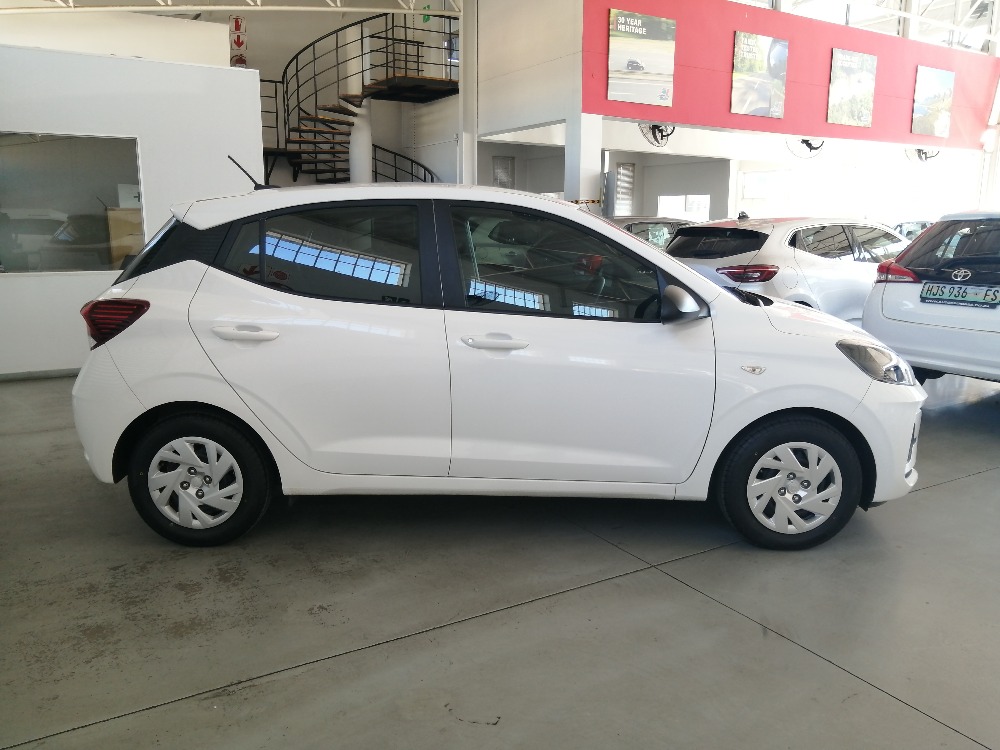 2024 GRAND i10 1.0 MOTION/PREMIUM