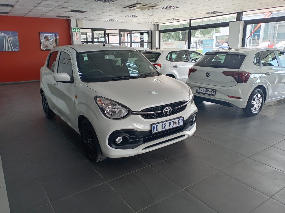2025 Toyota Vitz
