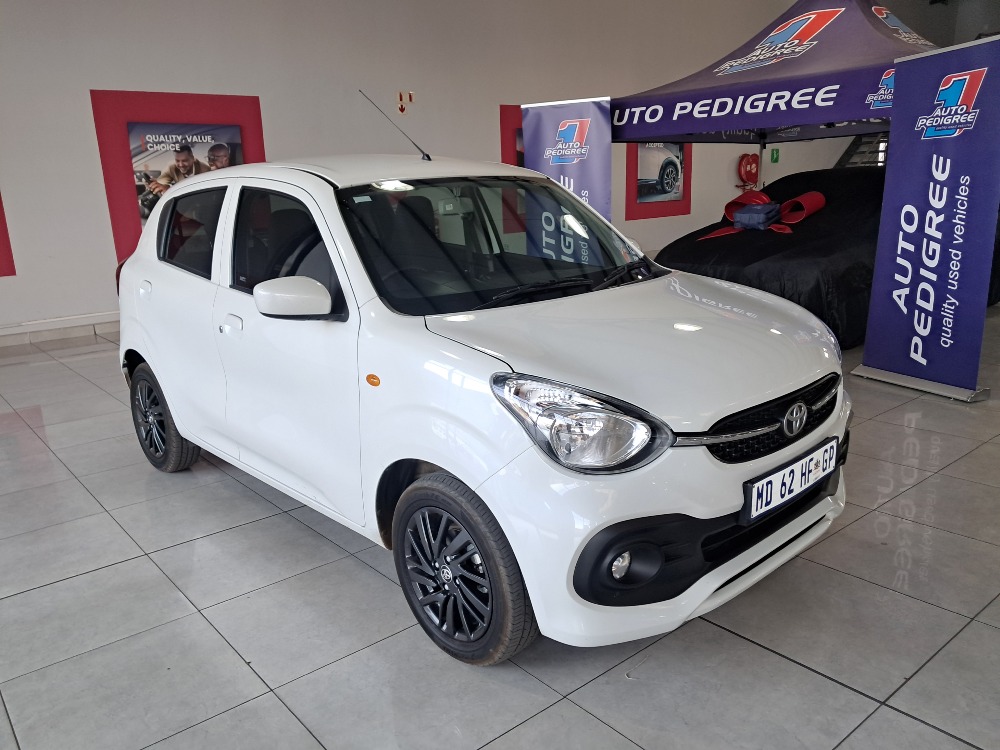 2025 Toyota Vitz