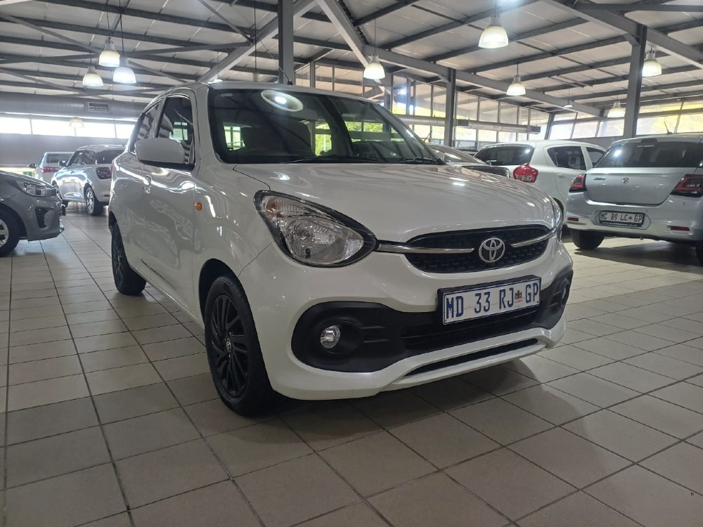 2025 Toyota Vitz