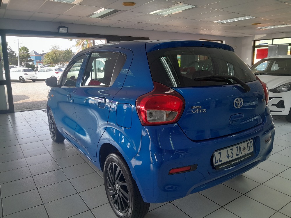 2024 VITZ 1.0 XR AMT