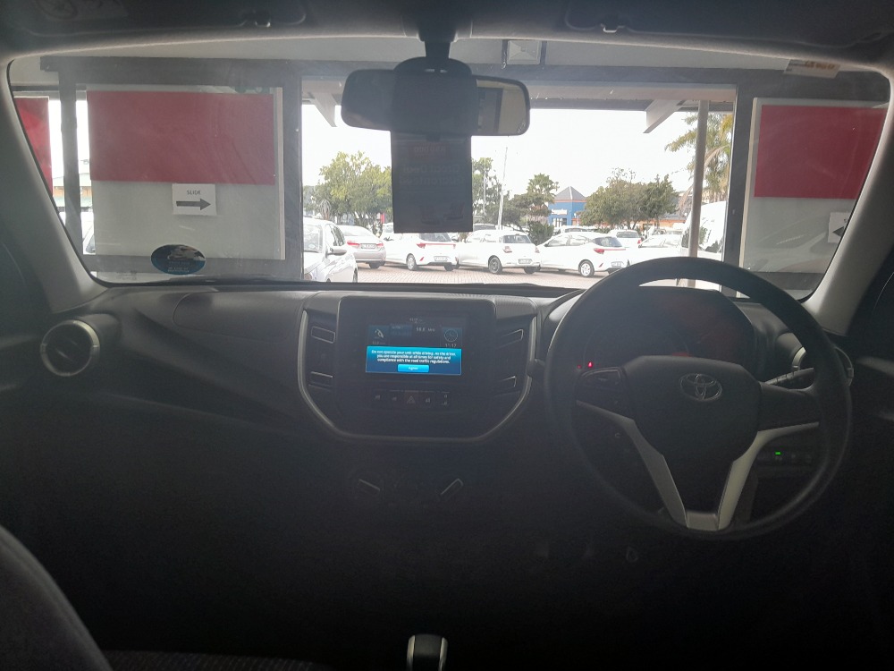 2024 VITZ 1.0 XR AMT