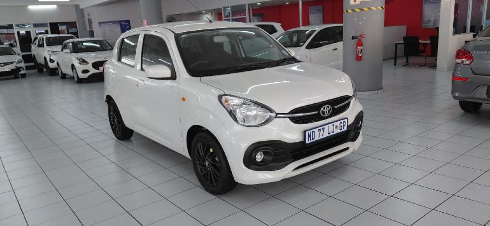 2025 Toyota Vitz