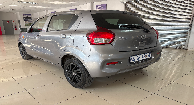2024 VITZ 1.0 XR AMT