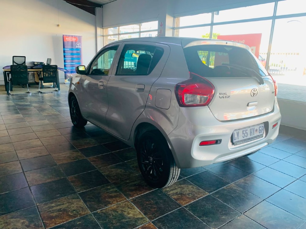 2024 VITZ 1.0 XR AMT