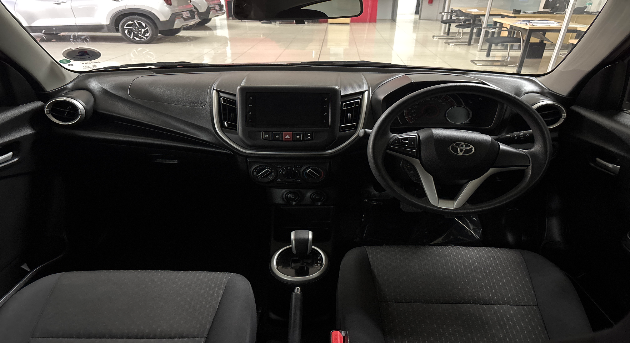 2024 VITZ 1.0 XR AMT