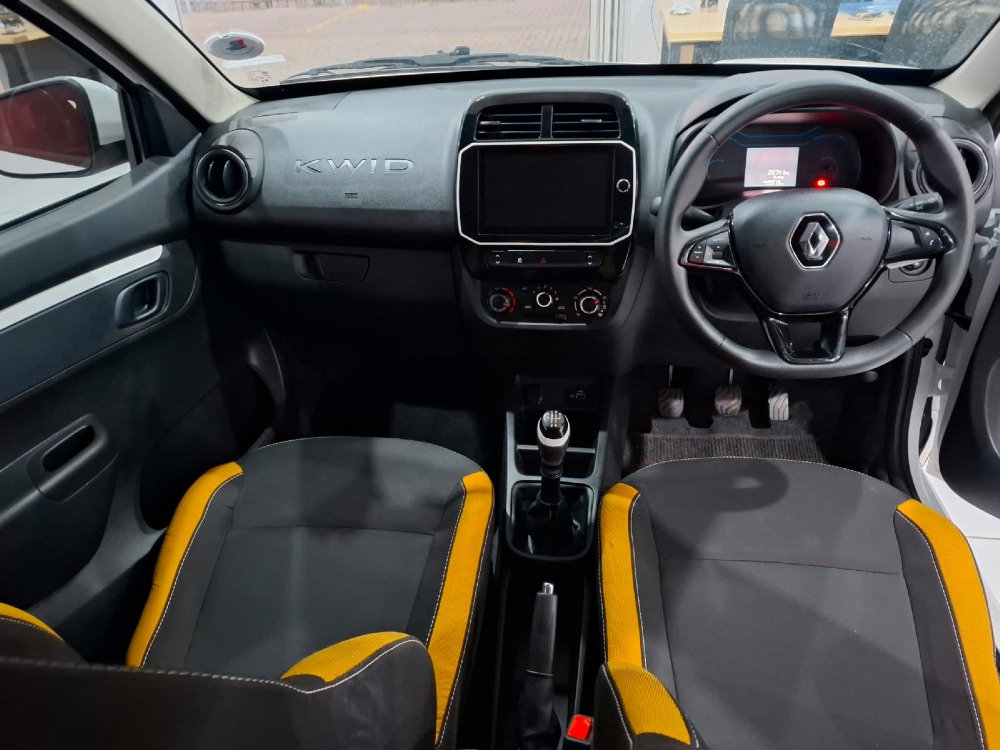 2025 KWID 1.0 CLIMBER 5DR