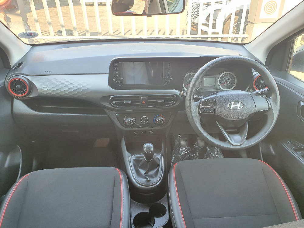 2024 GRAND i10 1.0 MOTION/PREMIUM