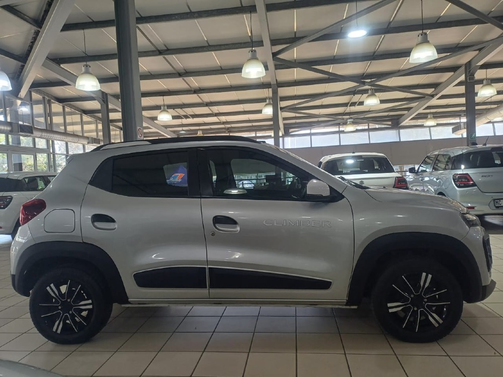 2025 KWID 1.0 CLIMBER 5DR