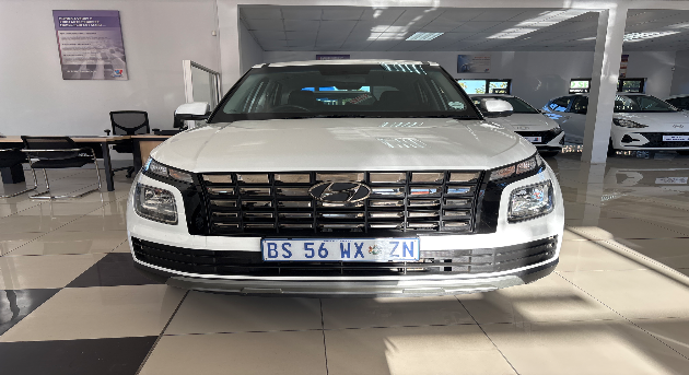 2024 VENUE 1.2 MOTION/PREMIUM CARGO P/V