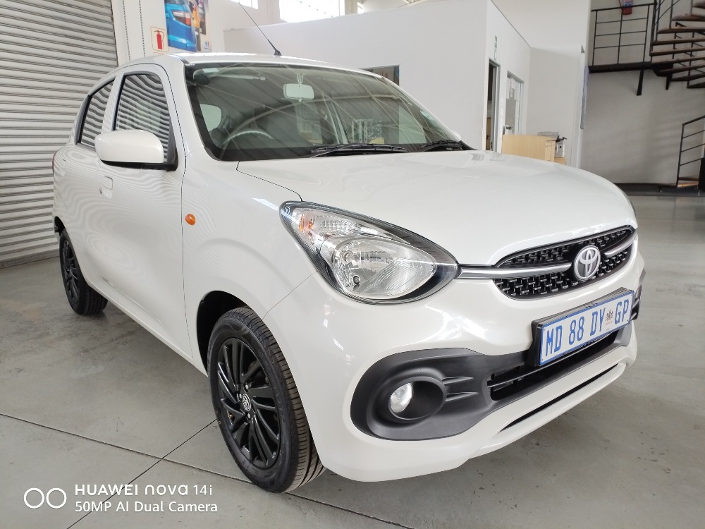 2025 Toyota Vitz