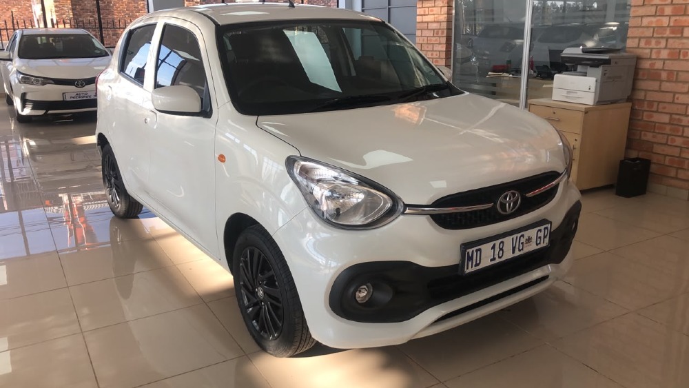 2025 Toyota Vitz