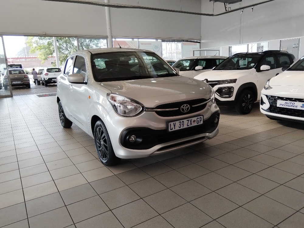 2024 Toyota Vitz