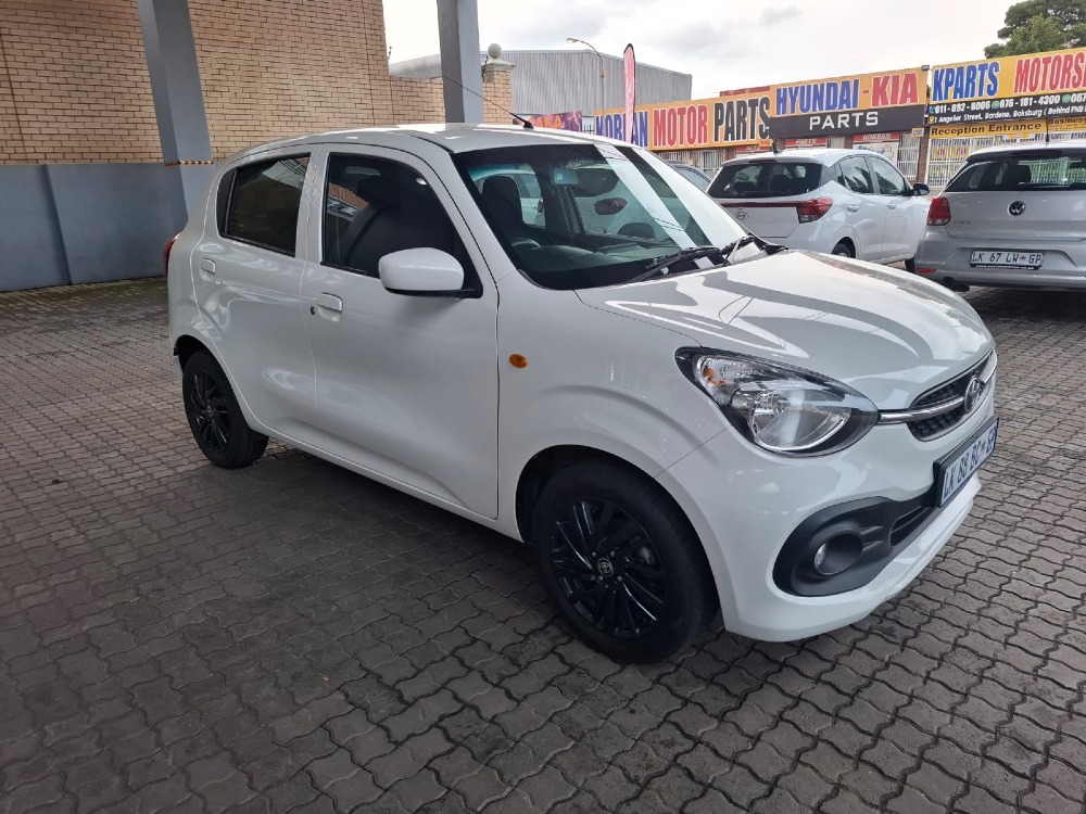 2023 Toyota Vitz