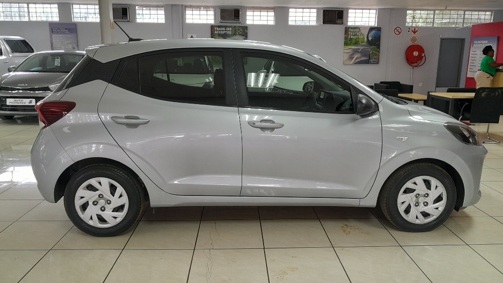 2024 GRAND i10 1.0 MOTION/PREMIUM